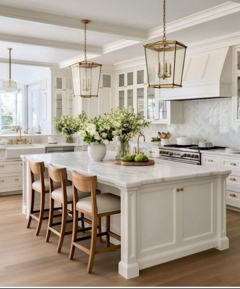 Breakfast Rooms, Bold Kitchen, Kitchen Windows, Coastal House, Dream Kitchens Design, Kitchen Farmhouse, Kitchen Inspiration Design, Dream Houses, White Cabinets