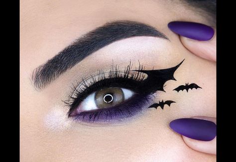 Bat Halloween Costume Makeup, Bat Makeup Ideas, Halloween Makeup Bat Eyes, Bat Eyeliner Halloween, Vampire Bat Makeup, Cute Bat Makeup, Halloween Bat Makeup Ideas, Bat Eyeshadow, Bat Face Makeup