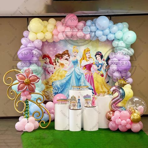 Disney Princess Decorations, Disney Princess Theme Birthday Party, Disney Princess Party Decorations, Balloon For Birthday, Princess Birthday Decorations, Princess First Birthday, Princess Balloons, Disney Princess Theme, Cinderella Birthday Party