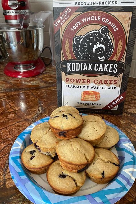 Weight Watchers Banana Muffins, Kodiak Cakes Muffins, Kodiak Cakes Recipe, Weight Watchers Muffins, Smart Points Recipes, Weight Watchers Snacks, Weight Watchers Recipes Desserts, Weight Watchers Breakfast, Kodiak Cakes