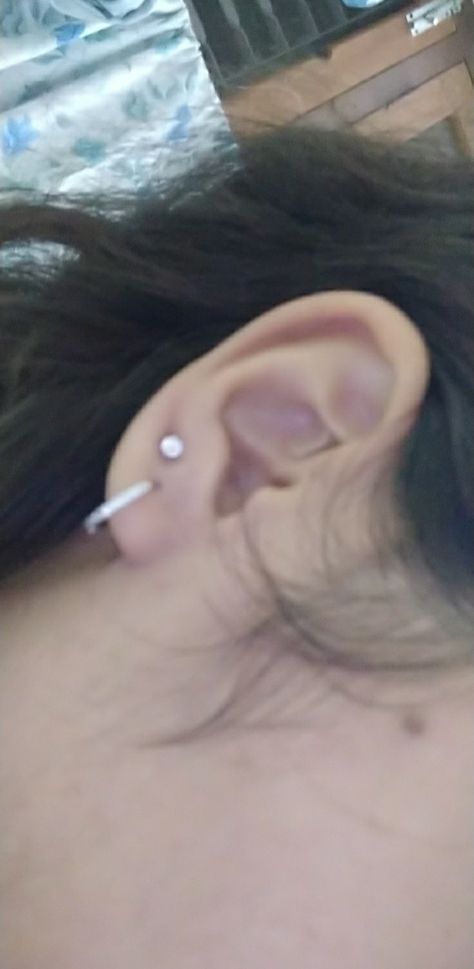 2nd Lobe Piercing, Piercing Lobe, Upper Lobe Piercing, Upper Lobe, Lobe Piercing, Piercing Tattoo, My Jewellery, Piercings, Jewelry Box