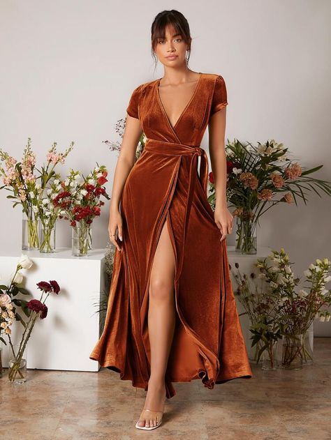 November Wedding Guest Outfits, Bridesmaid Dress Color Schemes, Wine Bridesmaid Dresses, Burnt Orange Bridesmaid Dresses, Rust Color Dress, Brown Bridesmaid Dresses, Rust Bridesmaid Dress, Earth Tone Dress, Wrap Dress Bridesmaid