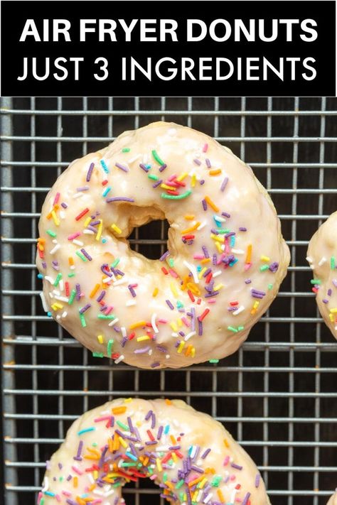 You’ll love these easy and delicious air fryer donuts that need just 3 ingredients to make! No yeast needed, they are perfectly fluffy and topped with a simple glaze! Donut Recipe No Yeast, Low Calorie Donuts, Air Fry Donuts, Donuts From Scratch, Dairy Free Donuts, Protein Donuts Recipe, Healthy Donuts Recipe, Air Fryer Donuts, Easy Donut Recipe