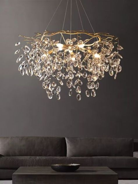 Beautiful, used it in my bathroom to give an outrageous balance between masculine and feminine. Morden Dining Room Design, Chandeliers Dining Table, Dining Table Chandelier Modern, Minimalist Lamps, Chandelier Set, Disc Chandelier, Glam Dining Room, Dining Table Chandelier, Table Chandelier