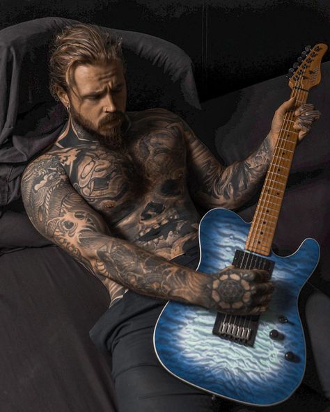 KEVIN CREEKMAN on Instagram: “What actually goes on in my bedroom 🥸 One big goal for 2021 is definitely putting more focus on music and finding a way back on stage…” Kevin Creekman, Viking Character, Tatted Men, Character Inspiration Male, Inked Men, My Bedroom, Man Photo, Long Hair Styles Men, Male Beauty