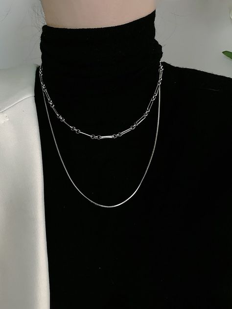 Silver Fashionable Collar  Stainless Steel   Embellished   Fashion Jewelry Silver Jewelry Tomboy, Silver Chains Aesthetic, Tomboy Jewelry, Chain Outfit, Sleek Jewelry, Chains Aesthetic, Minimalist Jewelry Silver, Magazine Shoot, Streetwear Jewelry