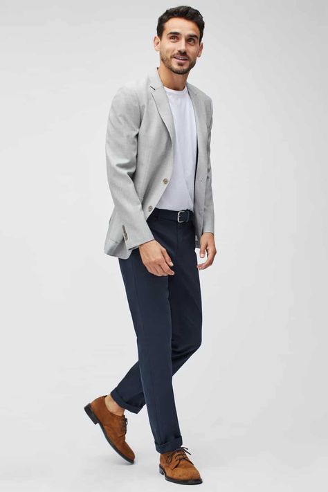 Grey Blazer Outfit Men, Men's Spring Outfits, Spring Outfits For Men, Navy Chinos Men, Blazer Outfits For Men, Grey Blazer Outfit, Business Casual Dress Code, Off White Blazer, Blazer Outfits Men