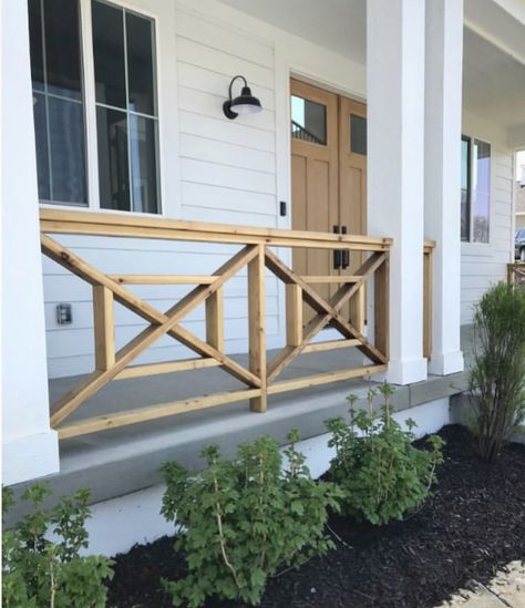 X Railing Porch, Front Porch Banisters And Railings, Verandah Railing Ideas, Front Porch With Railing, Porch Railing Diy, Porch Banister, Front Porch Railing Ideas, Porch Upgrades, Veranda Railing