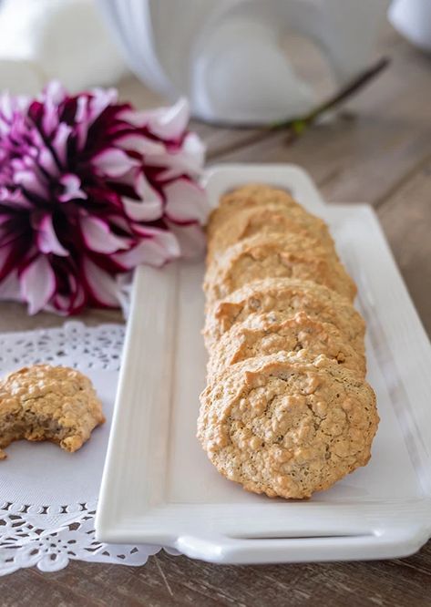 Keto Walnut Cookie,Keto Walnut Recipes, Walnut Cookies Keto Walnut Flour, Walnut Dessert, Nut Butter Cookies, Chocolate Chip Pecan Cookies, Gluten Free Cookie Recipes, Walnut Recipes, Gluten Free Chocolate Chip Cookies, Chocolate Crinkle Cookies, Keto Chocolate Chips