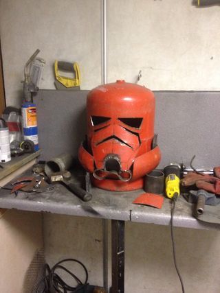 Picture of Mock Up Stormtrooper Design, Metal Sculpture Artists, Plate Ideas, Welding Art Projects, Metal Welding, Tig Welding, Log Burner, Steel Sculpture, Wood Burner