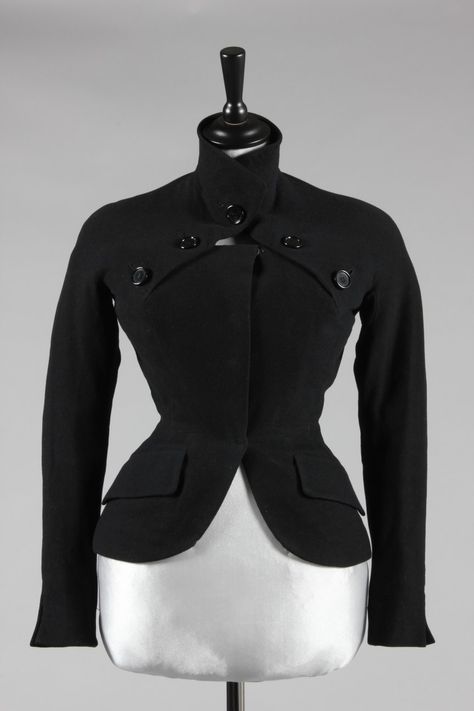 Christian Dior New Look, Dior 1947, Vintage Wishlist, Fashion 40s, Dior New Look, Dior Jacket, Superhero Costumes, Vintage Closet, Riding Jacket