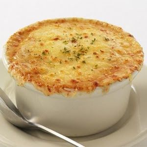 Morton's Five Onion Soup Steakhouse Recipes, Baked Onions, French Onion Soup Recipe, Onion Soup Recipes, French Onion Soup, Soup And Sandwich, Bowl Of Soup, Thanksgiving Menu, French Onion