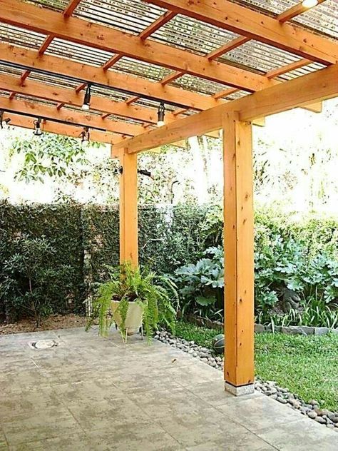 Carport Modern, Simple Deck, Summer Deck, Building A Pergola, Decor Ikea, Wooden Pergola, Deck Decorating Ideas, House With Porch, Pergola Plans