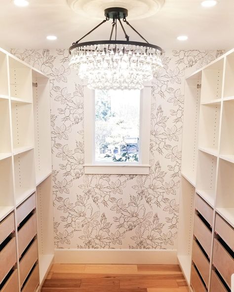 Closet Wallpaper, Floral Removable Wallpaper, Dream Closet Design, Closet Colors, Interior Wallpaper, Wall Closet, Closet Remodel, Closet Decor, Wallpaper Accent Wall