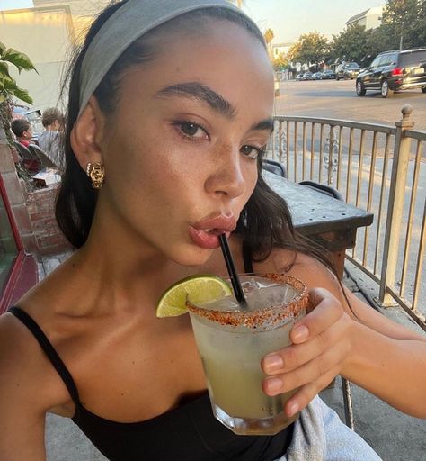 Christina Nadin, A Drink, Summer Aesthetic, Skin Makeup, Maquillaje De Ojos, Summer Girls, Dream Life, Natural Makeup, Summer Vibes