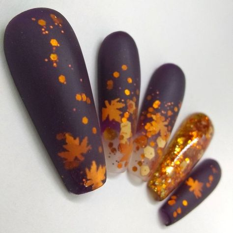 Glitter Autumn Nails, Autumn Nails Design Ideas, Autumn Leaf Nails, Fall Glitter Nails, Fall Leaf Nail Designs, September Nails Designs, Autumn Nails Ideas, Nail Autumn, Fall Nails Art