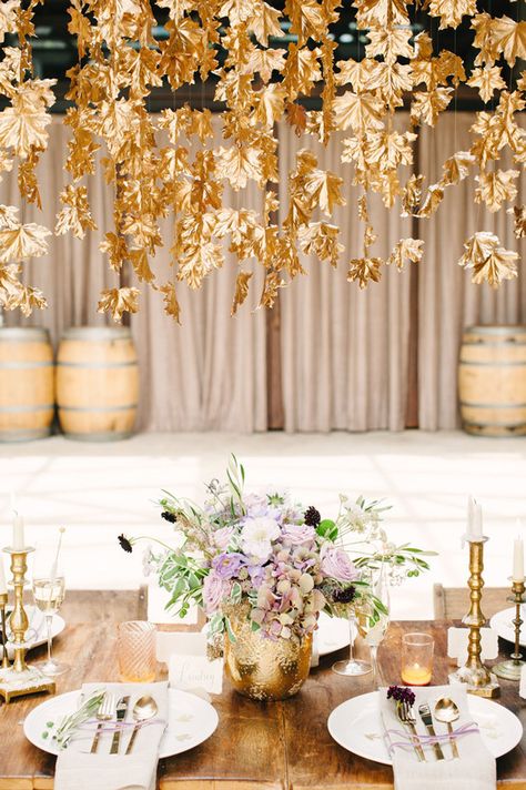 Paint leaves gold for a show-stopping ceiling decoration. | 31 Beautiful Fall Wedding Ideas You'll Want To Try Immediately Wedding Ceiling, Wedding Themes Fall, Colors Shades, Black Photo, Fall Wedding Decorations, Fall Centerpiece, Baby Shower Fall, Painted Leaves, Fall Baby