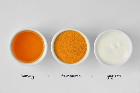 Tumeric And Honey, Tumeric Masks, Face Mask For Glowing Skin, Mask For Glowing Skin, Yogurt Face Mask, Diy Yogurt, Yogurt Mask, Benefits Of Honey, Make Greek Yogurt