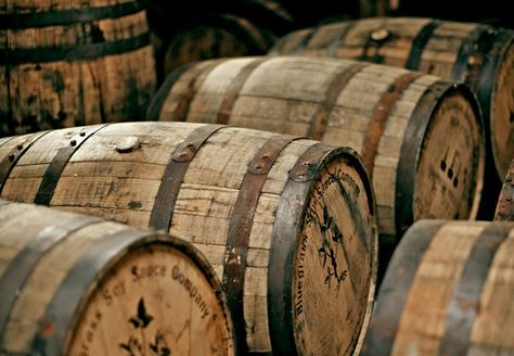 Wooden Barrels, Bourbon, Whiskey