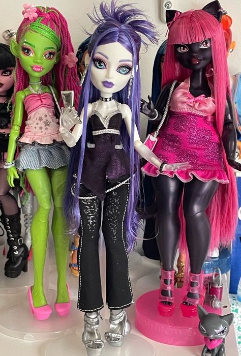 Monster High Dolls Spectra, Monster High Custom Doll Clothes, Monster High G3 Restyle, Monster High Dolls G3, Monster Academy, Monster High Restyle, New Monster High Dolls, G3 Monster High, Doll Restyle