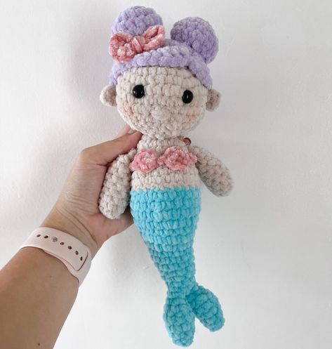 IMG_7596 Mermaid Crochet Pattern Free, Little Mermaid Crochet, Chunky Yarn Crochet Pattern, Mermaid Crochet Pattern, Mermaid Crochet, Chunky Yarn Crochet, Crochet Baby Photo Prop, Crochet Baby Costumes, Crochet Doll Tutorial