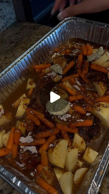 kenzo food dump on Instagram: "this is your sign to make an oven roast for your man on this cold & rainy weekend 🌧️😊  GROCERY LIST⤵️ Beef Chuck Roast Russet potatoes  Baby carrots  Mccormick slow pot roast seasoning packet  Beef broth  Compound herb butter   follow @kenzoeatz for the full recipe ⭐️   #sundaydinner #roastbeef #dinner #dinnerideas #tendermeat #foodideas #food #explore #explorepage" How To Make Pot Roast In The Oven, Pot Roast In Oven Recipes, How To Cook Beef Chuck Roast, The Best Chuck Roast Recipes, Chuck Roast Sides, Baked Chuck Roast Oven, Roast And Potatoes In Oven, Christmas Chuck Roast, Roast Beef Oven Recipes