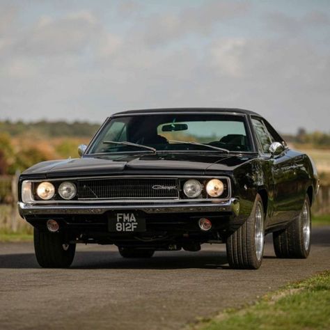 1968 Dodge Challenger, Dodge Charger V8, 68 Dodge Charger, Dodge Charger 1968, 1968 Charger, Black Dodge Charger, Dodge Charger 1970, V8 Car, Car Moving