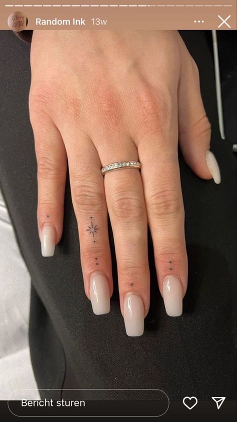 Finger Dot Tattoo, Simple Finger Tattoo, Simple Hand Tattoos, Small Finger Tattoos, Finger Tats, Finger Tattoo For Women, Hand And Finger Tattoos, Dot Tattoos, Petite Tattoos