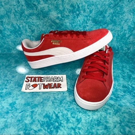 Brand New Puma Suede Classic Low ‘High Risk Red’. Multiple Men’s Sizes Available. Box Included. These Will Ship Same/Next Day Depending On Time Of Purchase. Black Puma Suede, Black Puma Shoes, Puma Sneakers Men, Retro Running Shoes, Shoes Puma, Black Leather Sneakers, Low Top Shoes, Black And White Shoes, Puma Suede