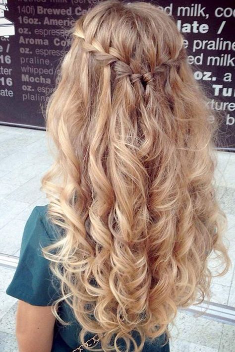 30 Wedding Hairstyles Half Up Half Down With Curls And Braid Graduation Hair, Curly Prom Hair, Braided Half Updo, Hair 2016, Messy Curls, Medium Curly, Prom Hairstyles For Long Hair, Half Updo, Prom Hairstyles