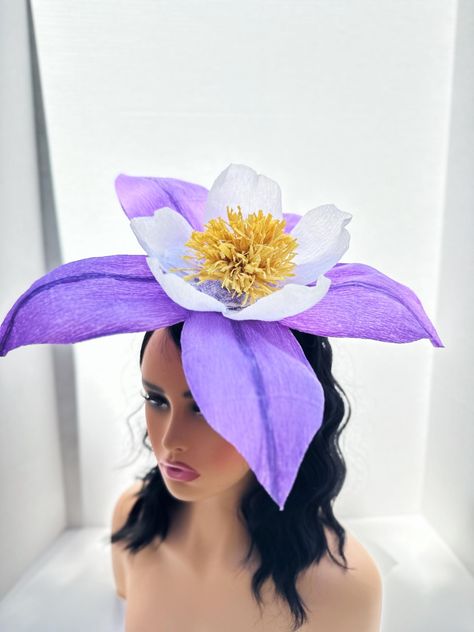 Large paper flower headpiece. Fashion photo shoot hair accessory. Giant Columbine flower. Alice in Wonderland Halloween Colorado costume This is listing for 1 Large flower headpiece (with 2 metal hair clips attached). It will be perfect accessory for stylish photo shoot. You will love it!  Flower about 12" wide and handmade with great care! Default color is mix of Orchid and Purple, as on main image of the listing. If you would like different color - please leave me a note in a comment box during purchase and I'll take care of customization for you! The brilliant colors and vibrant texture of the crepe creates a lively and more realistic flower for your enjoyment. The material itself looks and feels more like a sturdy fabric - more resilient and long-lasting. Alice In Wonderland Flowers Costume, Flower Costume Women, Flower Costume Diy Women, Flower Alice In Wonderland, Flower Halloween Costume, Flower Costume Diy, Headpiece Fashion, Alice In Wonderland Halloween, Wonderland Halloween