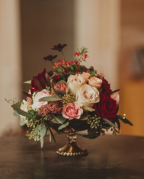 Elegant Wedding Centerpiece, Autumn Wedding Reception, Marsala Wedding, Maroon Wedding, Brides Bouquet, Hill Country Wedding, Wedding Reception Centerpieces, Fall Wedding Flowers, Deco Floral