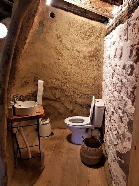 Cave Bathroom, Mud Hut, Farm Cafe, Eco House Design, Mud House, Outside Room, A Frame House Plans, Classic House Design, Adobe House