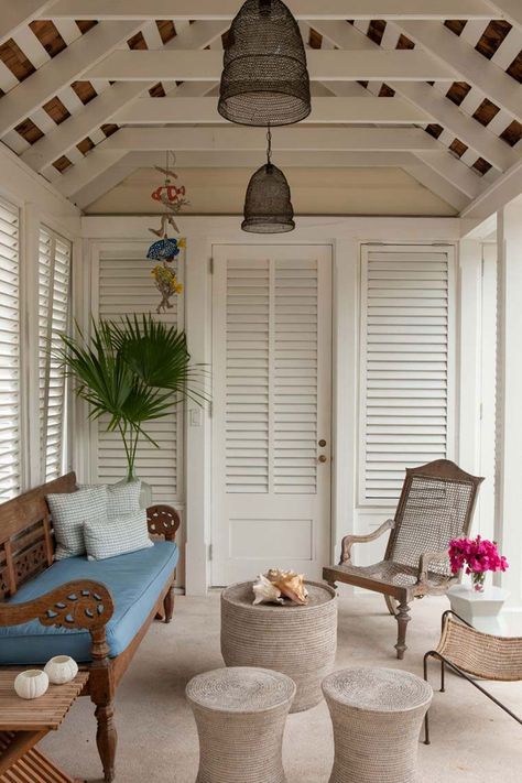 West Indies Interior, Carribean House, Caribbean Interior Design, Caribbean Style Homes, Caribbean Homes, Caribbean Style, Palette Design, Seaside Cottage, Island Decor