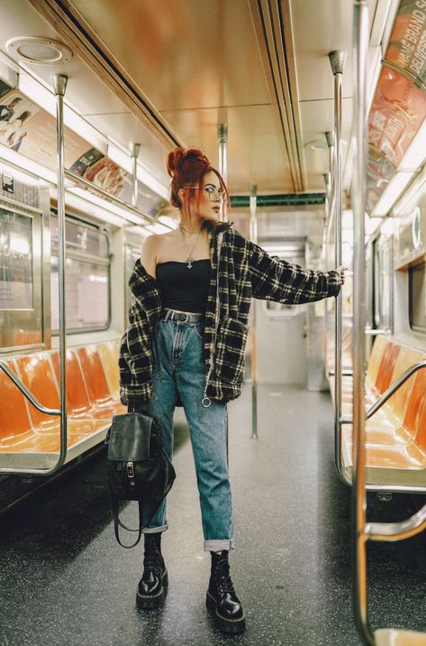 Lost in Translationn - LE HAPPY : LE HAPPY Moda Grunge, Doc Martens Outfit, Estilo Swag, Swag Style, Alternative Outfits, 가을 패션, Edgy Outfits, Mode Vintage, Doc Martens