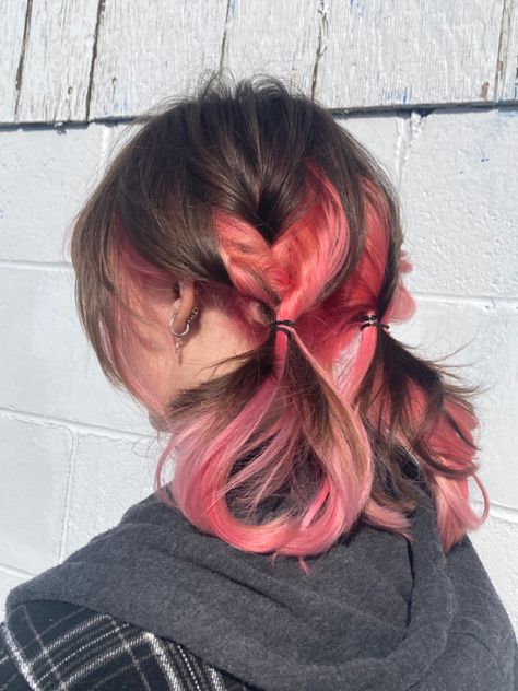 Peekaboo Hair Medium Length, Pink Peekaboo Hair Short, Pink And Purple Hair Peekaboo, Peekaboo Hair Color Shoulder Length, Brown And Pink Hair Peekaboo, Pink Underlayer Hair, Short Peekaboo Hair, Peekaboo Dye, Pink Underdye Hair