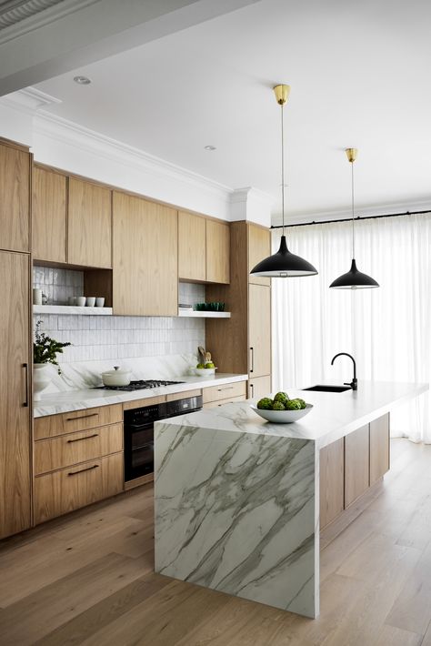 Love the wood & marble, and paneled fridge Not a huge fan of the backsplash or hanging lights Backsplash Trends, Kitchen Backsplash Trends, Home Gym Flooring, Transitional Kitchen Design, Timber Kitchen, Tile Layout, Flat Panel Cabinets, Timeless Kitchen, White Backsplash