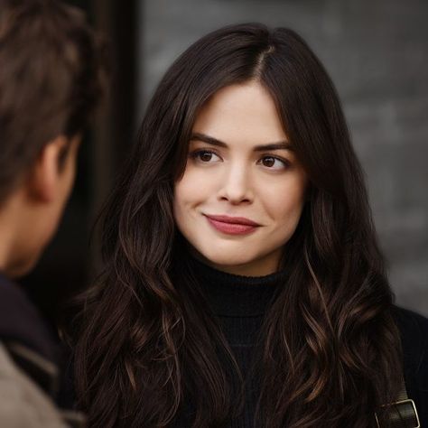 Conor Leslie, Titans Tv Series, Angel Aesthetic, Girl M, Come Undone, Dc Heroes, Interesting Faces, Celebrity Look, Cultura Pop