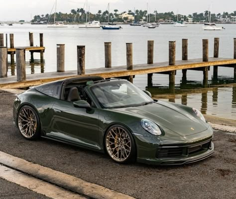 Olive Green Porsche, Green Porsche, Porsche Colors, Ferrari F40, Classy Cars, Porsche Cars, Pretty Cars, Dream Garage, Future Car