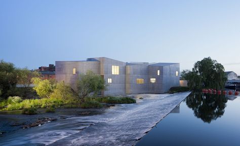 The Hepworth Wakefield celebrates modern sculpture with a human soul | Art | Wallpaper* Magazine Hepworth Wakefield, David Chipperfield Architects, Museum Interior, Wallpaper Magazine, Art Society, Instant Art, Soul Art, Wakefield, Modern Sculpture