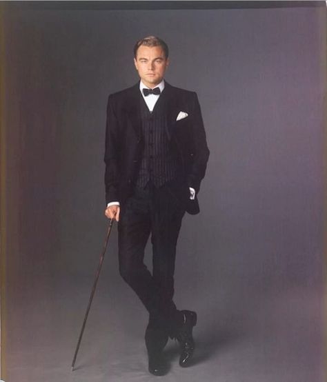 Leonardo DiCaprio photo shoot for The Great Gatsby Hollywood Party Costume, Great Gatsby Outfit Men, Gatsby Party Outfit For Men, Gatsby Mens Fashion, Great Gatsby Men, Gatsby Men, 1920s Mens Clothing, Great Gatsby Outfit, Gatsby Party Outfit