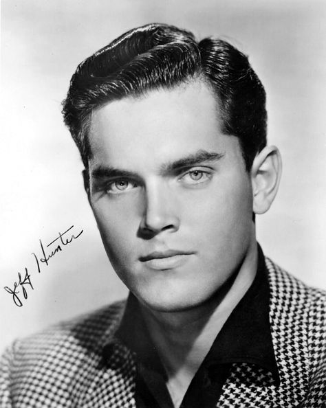 Jeffrey Hunter ©2019bjm Jeffrey Hunter Actor, Men Actors, Jeffrey Hunter, Blake And Ryan, Vintage Stars, Men Are Men, Star Trek Original Series, Retro Makeup, Hollywood Photo