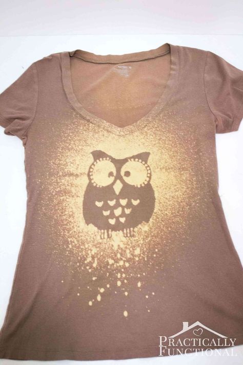 Bleach Spray Shirt, Bleach Spray, Owl Stencil, Diy Bleach, Bleach Shirt Diy, Bleach Pen, Shirt Tutorial, Tie Dye Crafts, Bleach Art