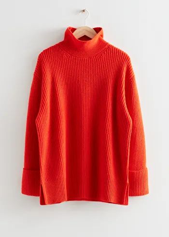 Turtleneck Knit Sweater - Orange - Turtlenecks - & Other Stories Orange Jumper, Orange Jumpers, Flared Skirt Dress, Man Sweater, Cropped Cable Knit Sweater, Turtleneck Sweaters, Pull Oversize, Oversized Turtleneck, Midi Ruffle Dress