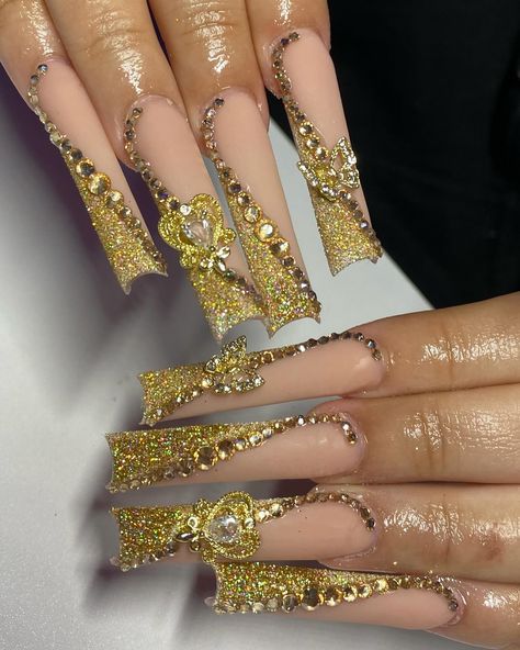 Gold Yellow Nails, Gold Nails Black Women, White And Gold Birthday Nails, Yellow And Gold Nails, Yellow Gold Nails, Gold And White Nails, Lyric Ideas, Acrylic Nails Yellow, Fall Baddie