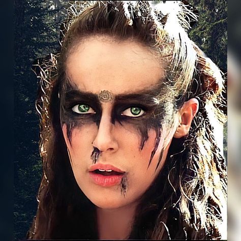 Lexa Kom Trikru, Commander Lexa, Viking Aesthetic, Warrior Paint, Lexa Y Clarke, Alycia Jasmin Debnam Carey, Clarke And Lexa, Lexa The 100, Alycia Jasmin