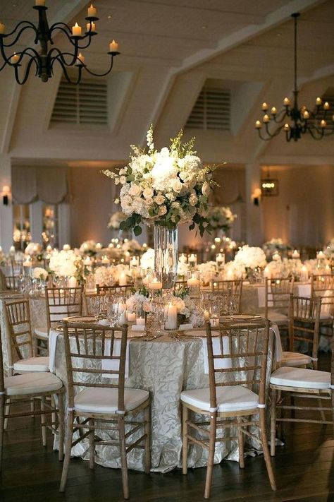 Used Wedding Decor, Wedding Reception Chairs, White Weddings Reception, White Wedding Decorations, Fun Wedding Decor, Tafel Decor, Wedding Reception Centerpieces, Reception Centerpieces, Wedding Table Decorations