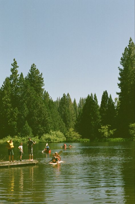 Vintage Outdoor Aesthetic, Summer Camp Vibes Aesthetic, Pnw Summer Aesthetic, Travel Aesthetic Vintage, Happy Place Aesthetic, End Of Summer Aesthetic, Friends In Nature, Summer Camping Aesthetic, Beach Life Aesthetic