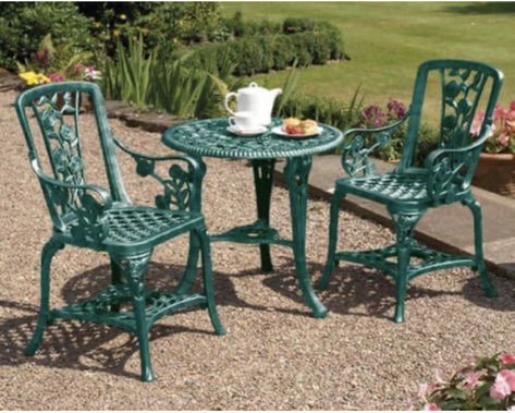 Garden Life 2 Seater Bistro Patio Set Table Antique Effect Rose Design UV-Stabilised PVC Bistro Set Makeover, Iron Bistro Set, Wrought Iron Patio Table, Outside Yard Ideas, Apartment Porch, Porch And Patio Ideas, Bistro Patio Set, Easy Patio, Iron Patio Furniture