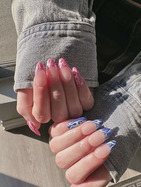 Opposite Color Nails, French Tip Blue, French Tip Nails Chrome, Mismatch Nails, Almond Nails French Tip, Blue French Tip, Pink French Tip, Almond Nails French, Nails French Tip